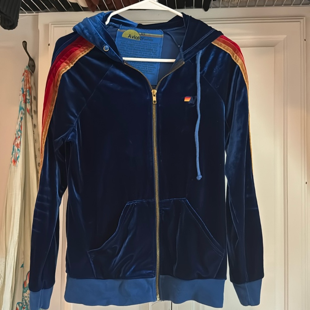Blue velvet aviator nation hoodie and pants set. Top is XS and pants are Small